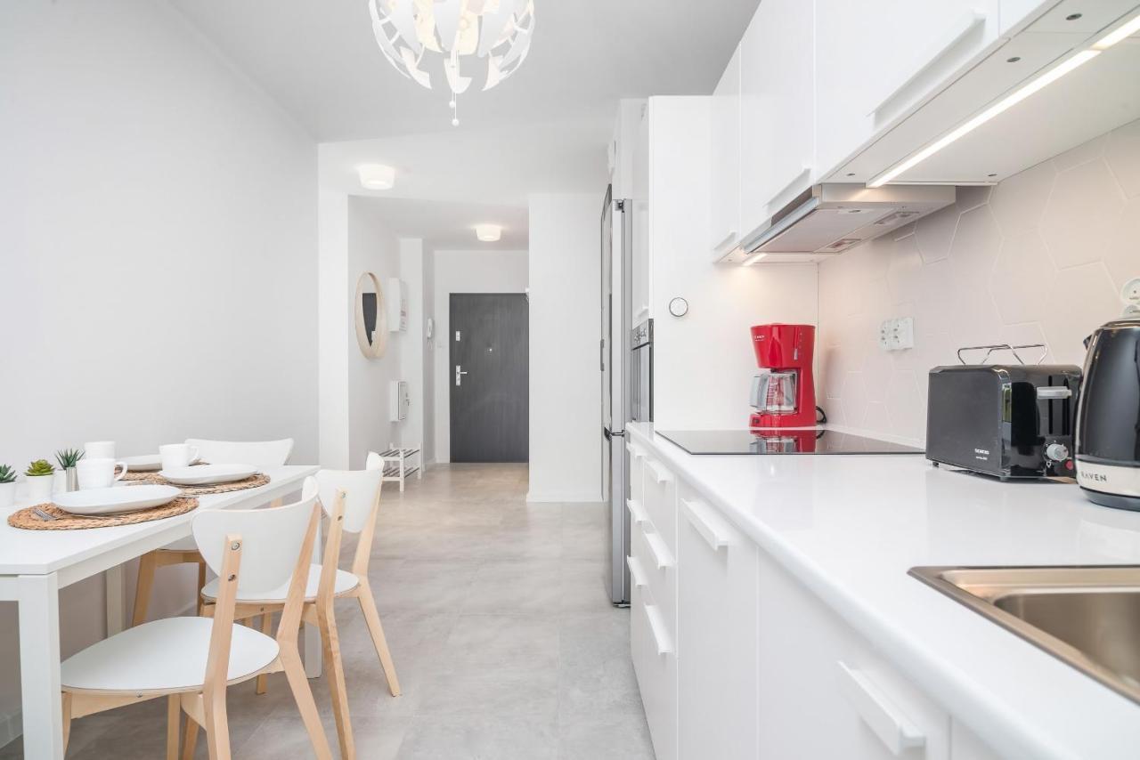 Botanic Gardens Apartment With Free Garage Wroclaw By Noclegi Renters Dış mekan fotoğraf