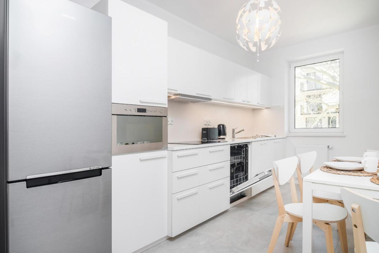 Botanic Gardens Apartment With Free Garage Wroclaw By Noclegi Renters Dış mekan fotoğraf