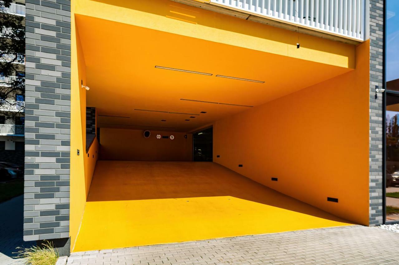 Botanic Gardens Apartment With Free Garage Wroclaw By Noclegi Renters Dış mekan fotoğraf