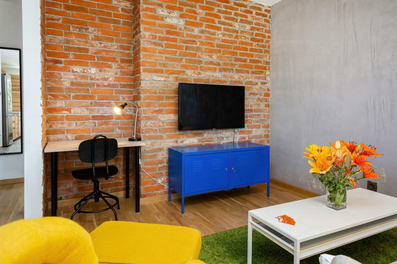 Botanic Gardens Apartment With Free Garage Wroclaw By Noclegi Renters Dış mekan fotoğraf