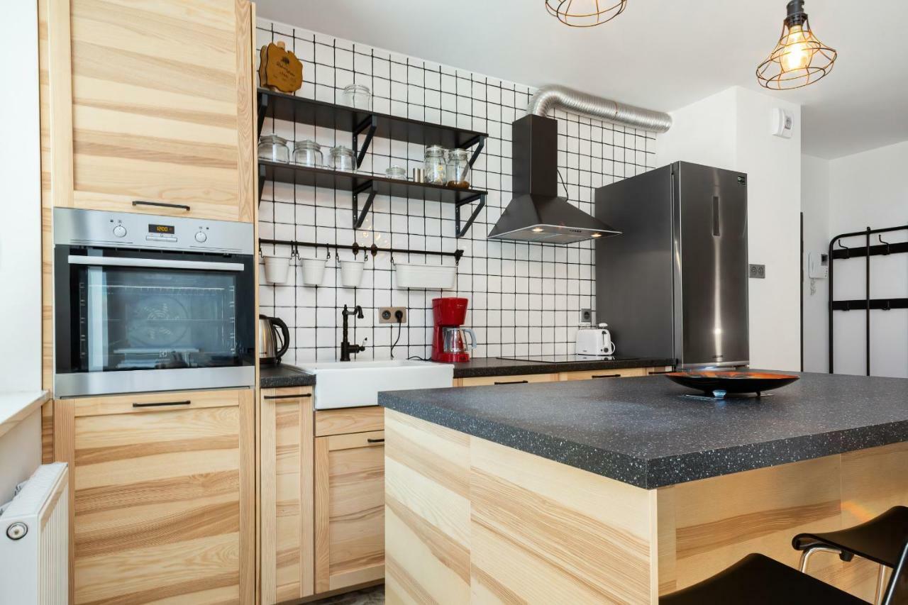 Botanic Gardens Apartment With Free Garage Wroclaw By Noclegi Renters Dış mekan fotoğraf